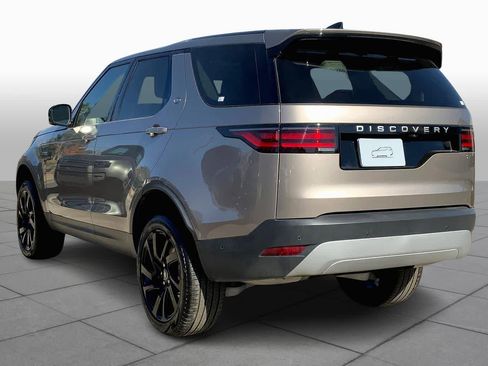 New 2025 Land Rover Discovery S image 12