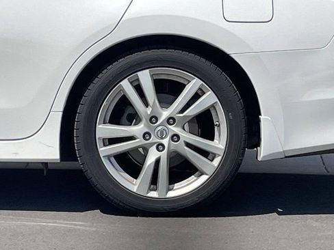 Used 2016 Nissan Altima 3.5 SL FWD image 20