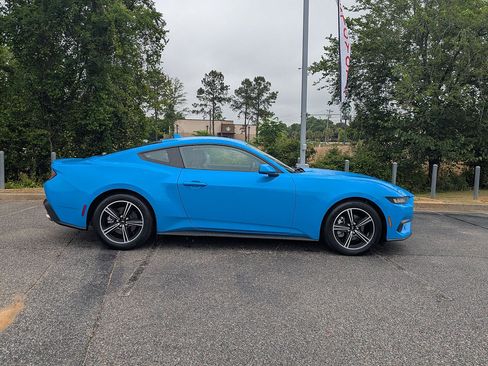 Used 2024 Ford Mustang Premium RWD image 2