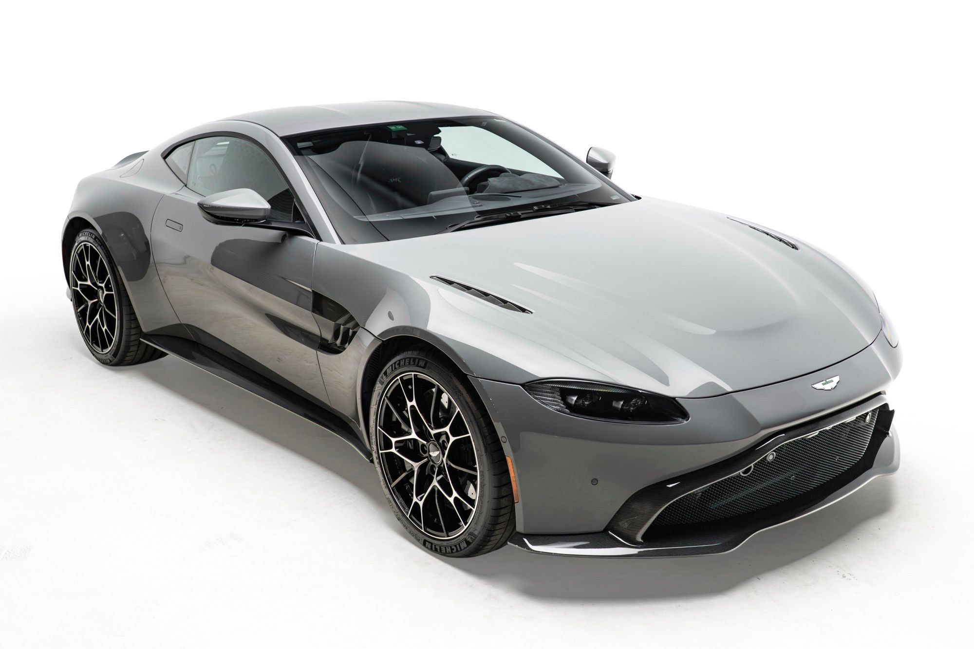 Used 2020 Aston Martin V8 Vantage AMR RWD image 7