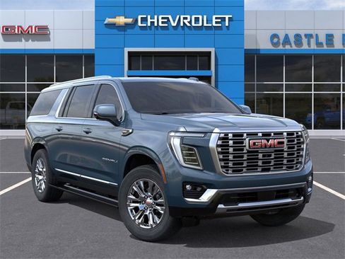 New 2026 GMC Yukon XL Denali w/ Sun & Power Step Package image 7