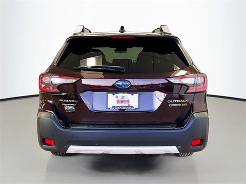 Used 2025 Subaru Outback Touring XT image 4