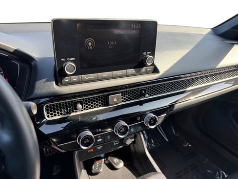 Used 2023 Honda Civic Sport image 12