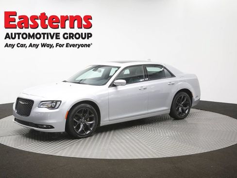 Used 2023 Chrysler 300 S RWD image 59