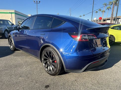 Used 2023 Tesla Model Y Performance AWD/4WD image 4