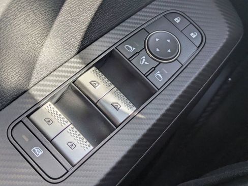 New 2025 Mitsubishi Outlander AWD image 26