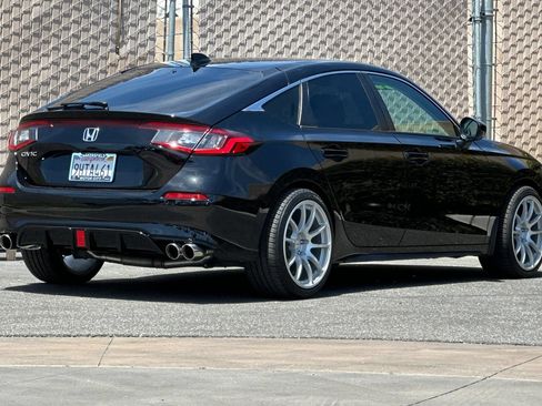 Used 2023 Honda Civic LX image 4