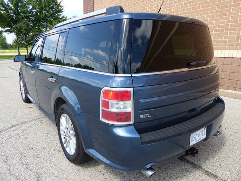 Used 2019 Ford Flex SEL w/ Equipment Group 202A AWD/4WD image 7