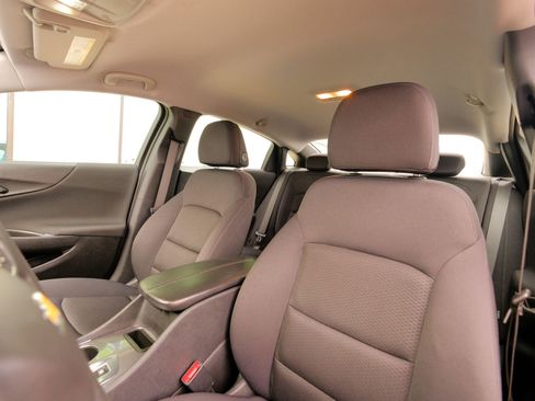 Used 2024 Chevrolet Malibu LT image 27