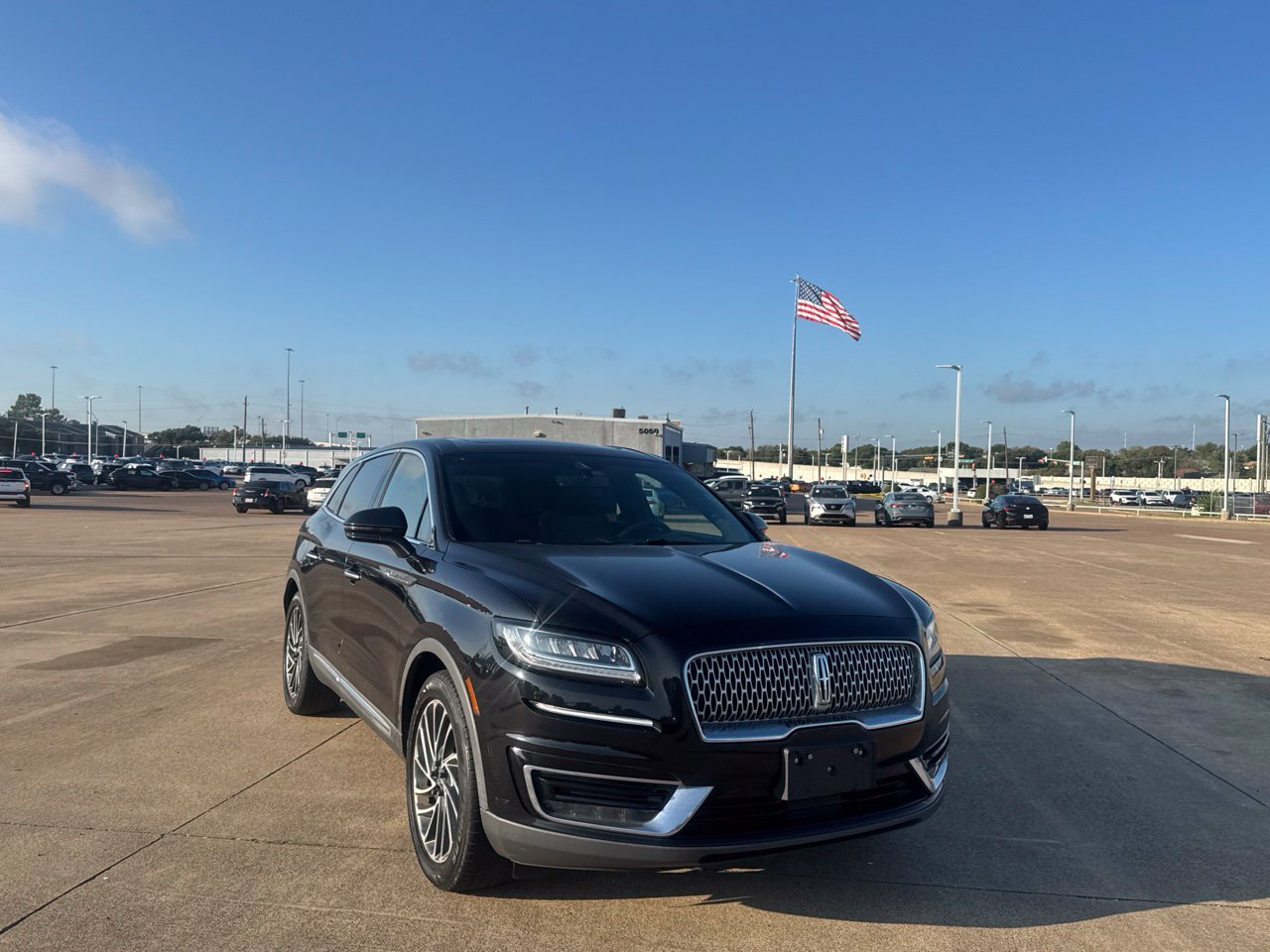 Used 2019 Lincoln Nautilus Reserve w/ Cargo Utility Package FWD image 5