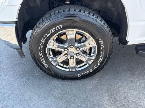 Used 2021 Ford F150 Lariat AWD/4WD image 9