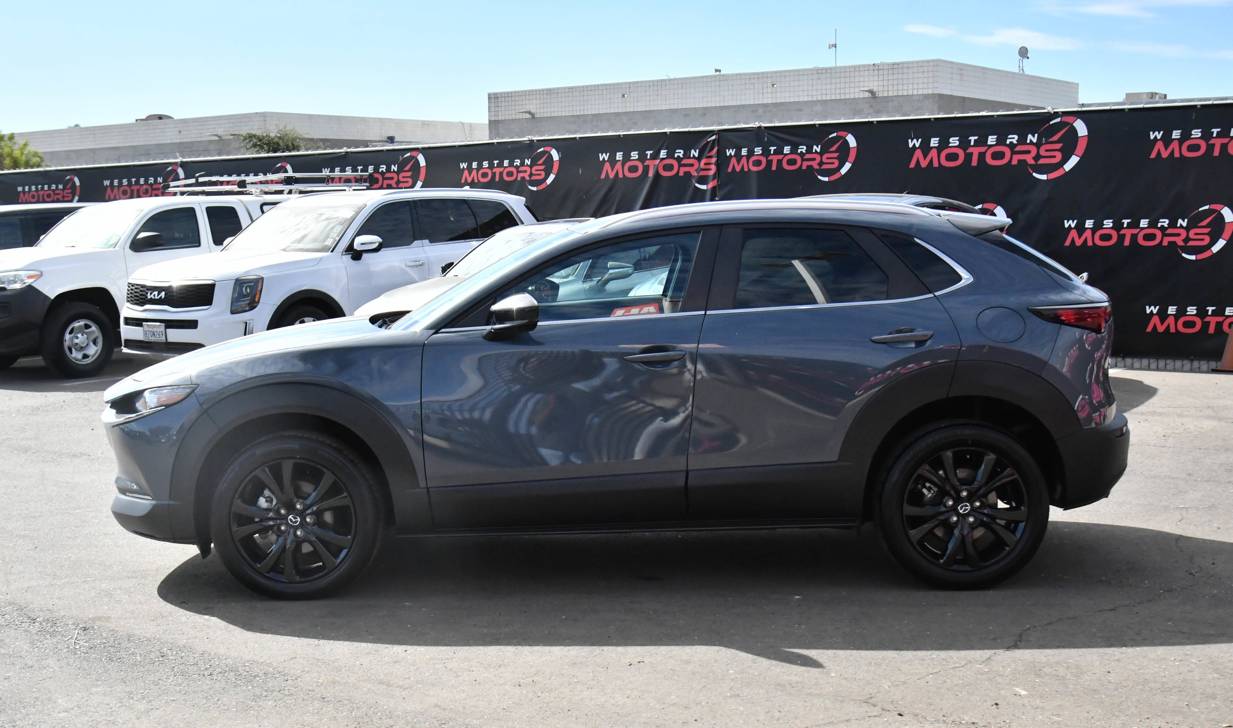 Used 2025 MAZDA CX-30 AWD 2.5 S w/ Preferred Package image 4