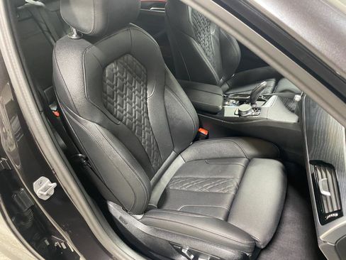 Used 2023 BMW 540i xDrive 540i xDrive w/ M Sport Package image 19