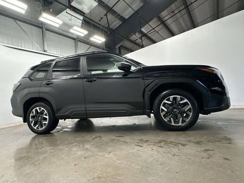 Certified 2025 Subaru Forester Premium image 3