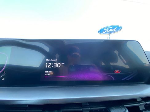 Used 2024 Kia Telluride S w/ S Sunroof Package FWD image 32