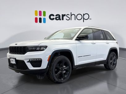 Used 2023 Jeep Grand Cherokee Limited w/ Black Appearance Package