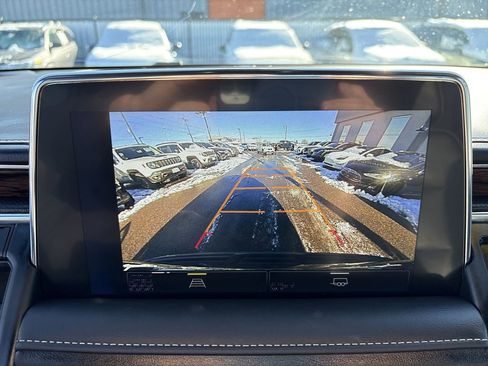 Used 2022 Chevrolet Tahoe Premier image 19