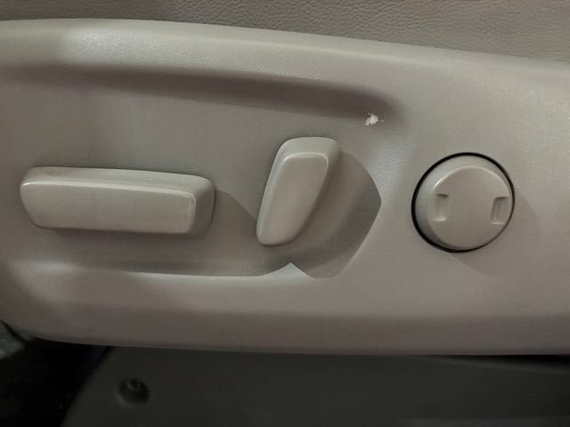 Certified 2020 Toyota Sienna XLE FWD image 7