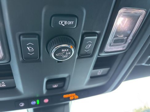 Certified 2021 Chevrolet Tahoe High Country w/ Premium Package image 53