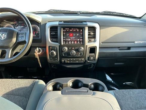 Used 2017 RAM 1500 Big Horn image 12