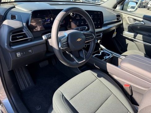 New 2026 Chevrolet Traverse LT w/ Driver Confidence Package FWD image 20