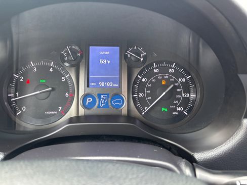 Used 2014 Lexus GX 460 image 22