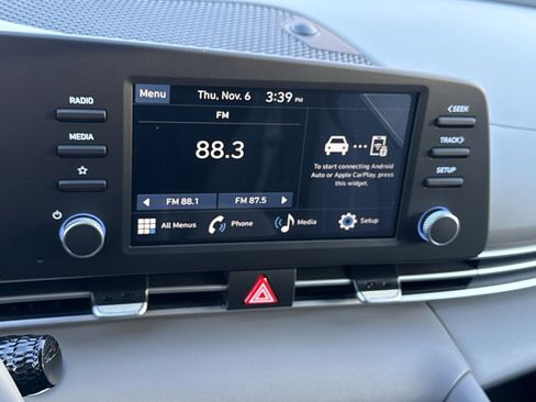 New 2026 Hyundai Elantra Sport image 17