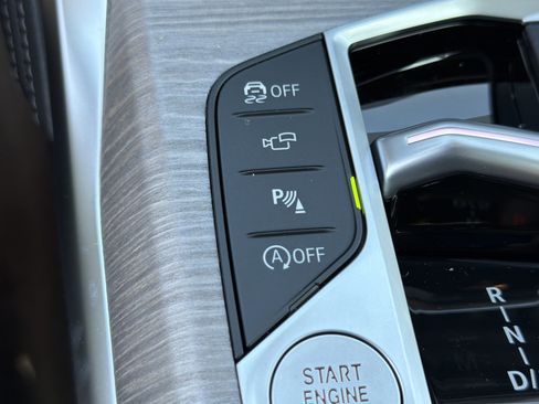 New 2026 BMW 430i Coupe w/ M Sport Package image 9