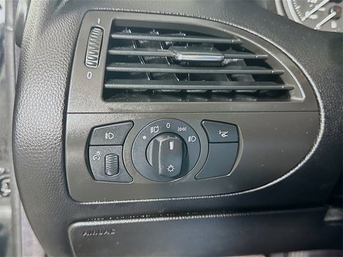 Used 2009 BMW 650i Coupe image 22