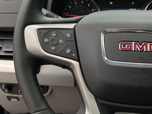 Used 2024 GMC Terrain SLT FWD image 15