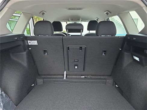 New 2025 Volkswagen Taos S image 25