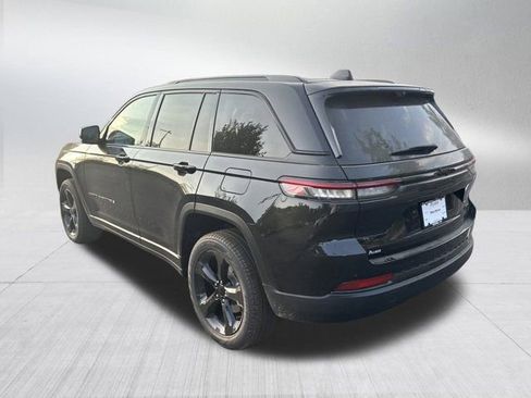 New 2025 Jeep Grand Cherokee Limited w/ Luxury Tech Group II image 7