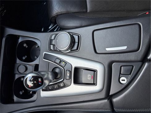 Used 2016 BMW M5 image 23