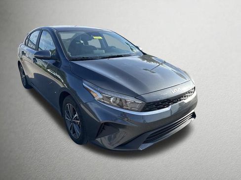 Certified 2023 Kia Forte LXS w/ LXS Technology Package FWD image 1