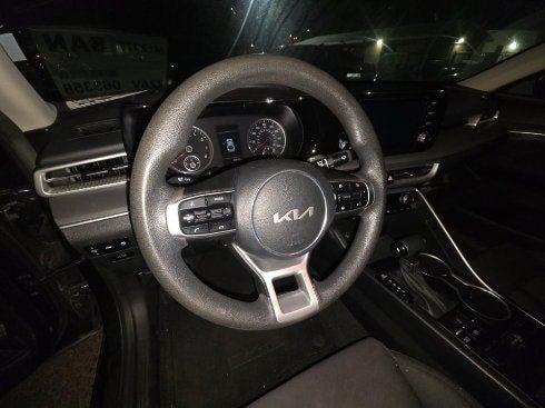 Used 2022 Kia K5 LXS FWD image 5