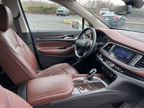 Used 2020 Buick Enclave Avenir w/ Avenir Technology Package image 8