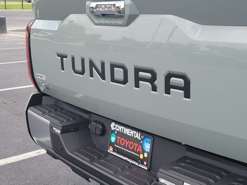 New 2026 Toyota Tundra Limited AWD/4WD image 7
