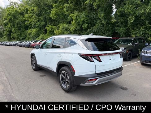 Certified 2025 Hyundai Tucson SEL AWD/4WD image 5