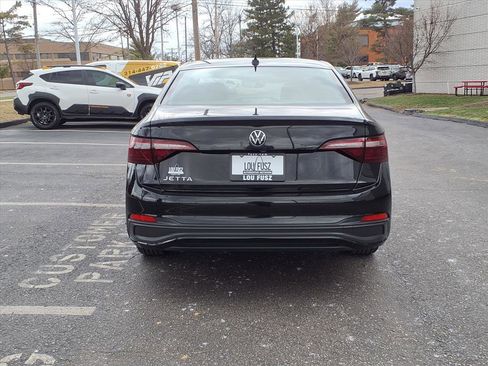 Used 2023 Volkswagen Jetta Sport image 20