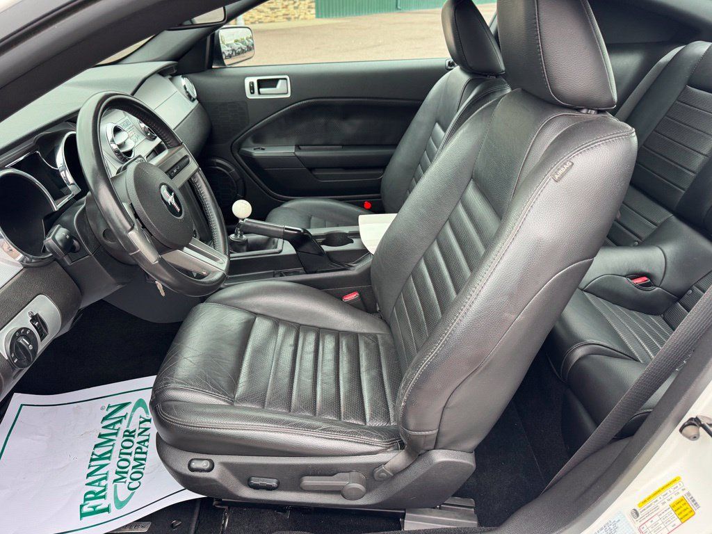 Used 2007 Ford Mustang GT Premium RWD image 13