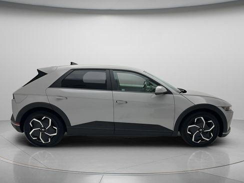 Used 2023 Hyundai Ioniq 5 SE w/ Cargo Package RWD image 4