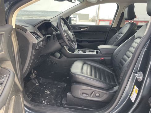 Used 2022 Ford Edge SEL w/ Convenience Package image 13