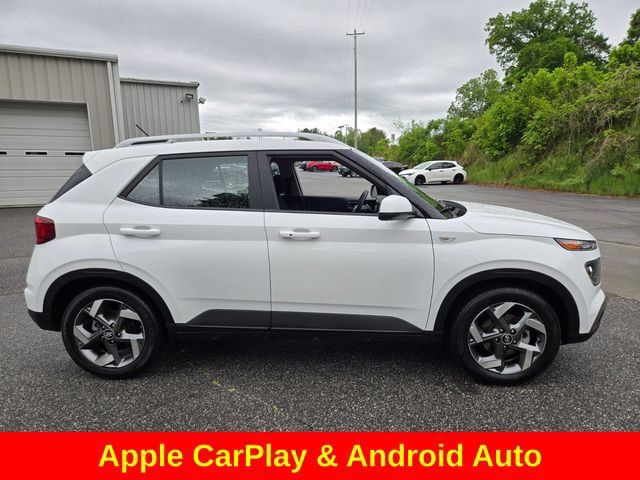 Used 2025 Hyundai Venue SEL FWD image 10