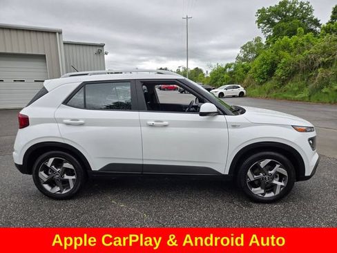 Used 2025 Hyundai Venue SEL FWD image 10
