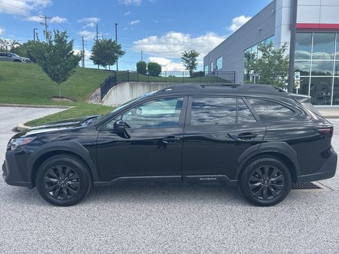 Used 2024 Subaru Outback Onyx Edition AWD/4WD image 8