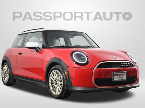 Certified 2025 MINI Cooper S image 3