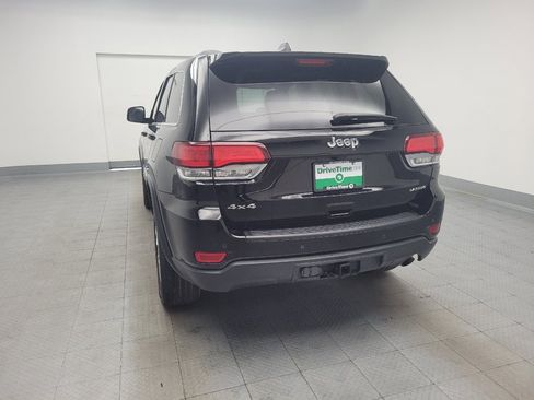 Used 2021 Jeep Grand Cherokee Laredo X AWD/4WD image 6