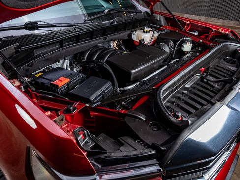 Used 2024 GMC Sierra 1500 AT4 w/ Technology Package image 38