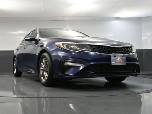 Used 2020 Kia Optima LX image 47