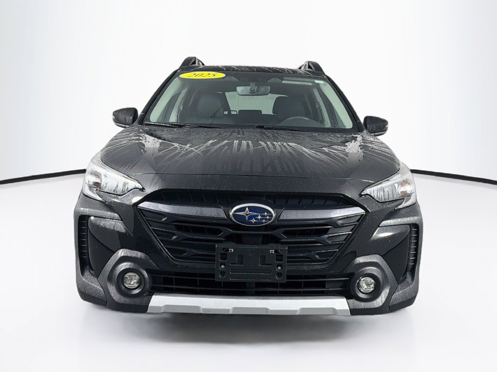 Used 2025 Subaru Outback Limited AWD/4WD image 2